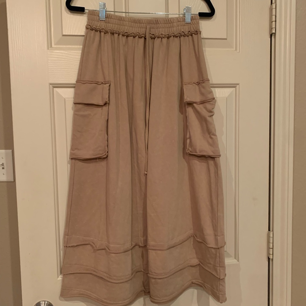 ODDY Tan Midi Skirt with Pockets